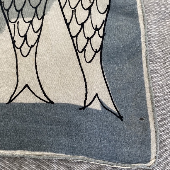 VTG 1960s-1970s Vera Fish Scarf COLLECTIBLE - Picture 2 of 4